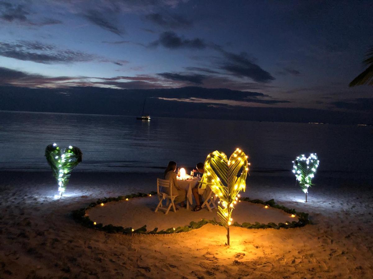 Sunrise By White Sand Dhigurah Dhigurah  Buitenkant foto