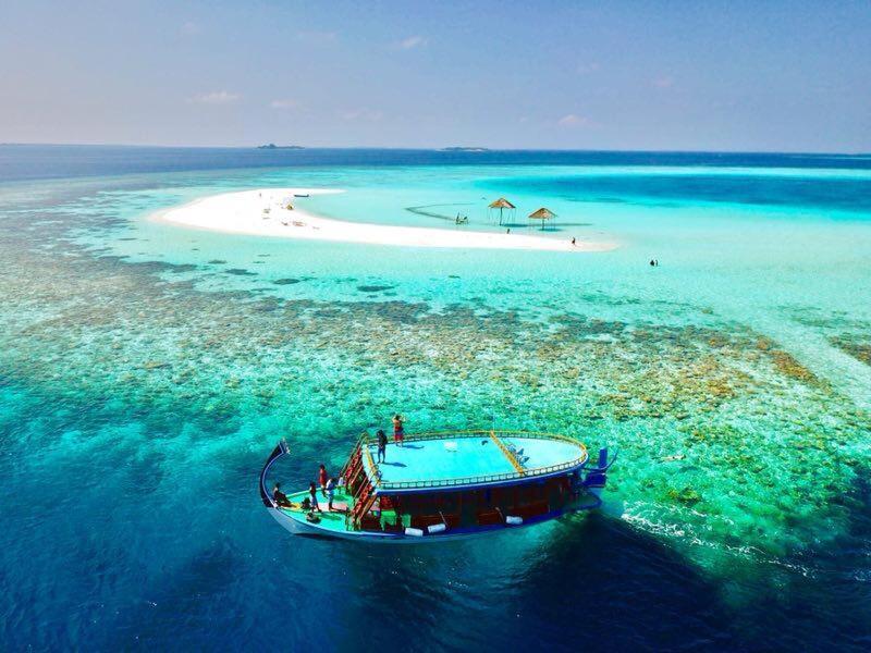 Sunrise By White Sand Dhigurah Dhigurah  Buitenkant foto